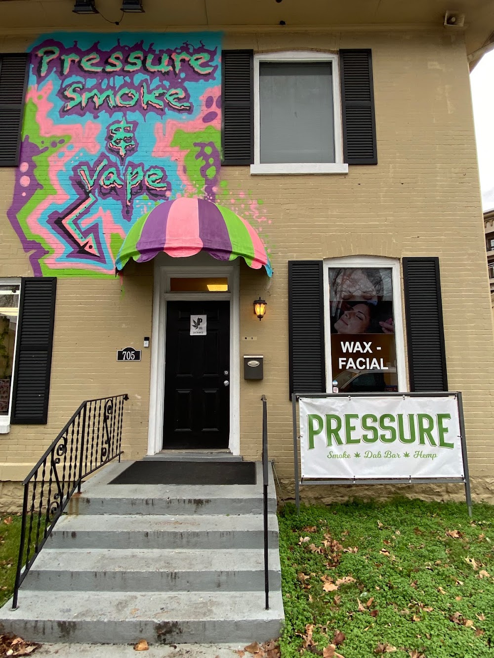 Pressure Smoke & Vape Shop, Dab Bar